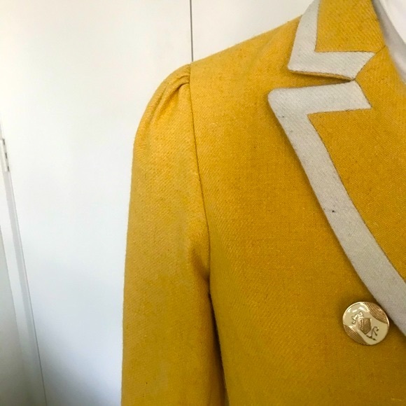 ANN TAYLOR LOFT Sunny Yellow Fitted Jacket - Picture 5 of 12